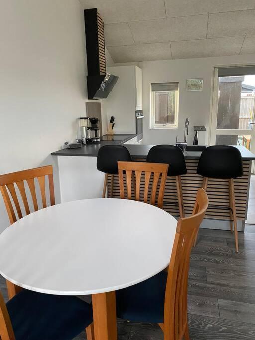 Fin Ny Moderniseret Lejlighed I Skagen. Exteriör bild